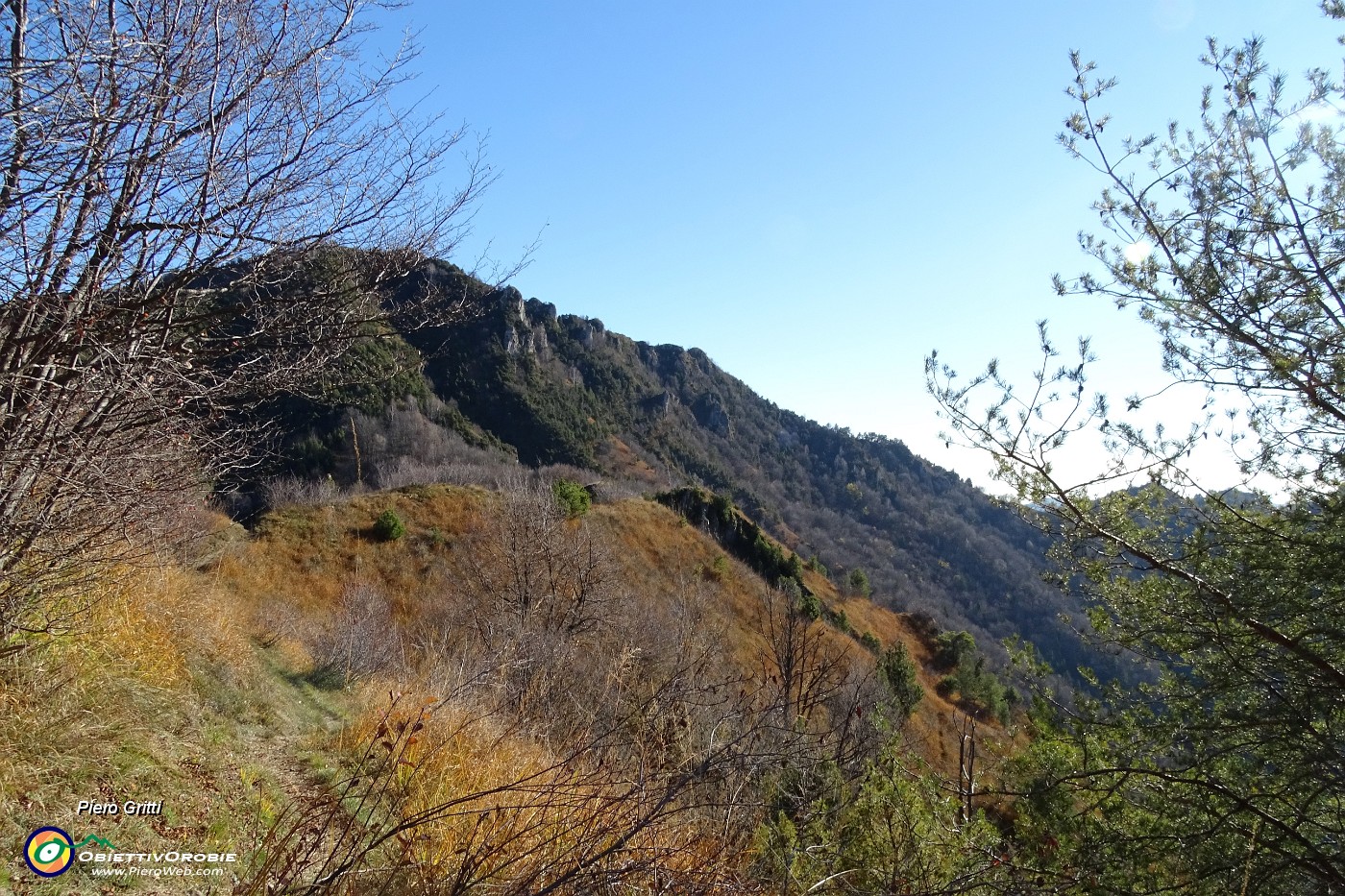 30 Per il capanno con vista in Pizzo Rabbioso.JPG